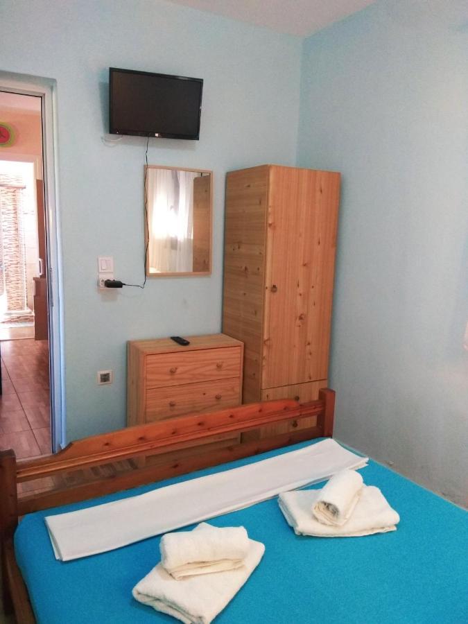 Farma Giannis Daire Sarti Dış mekan fotoğraf