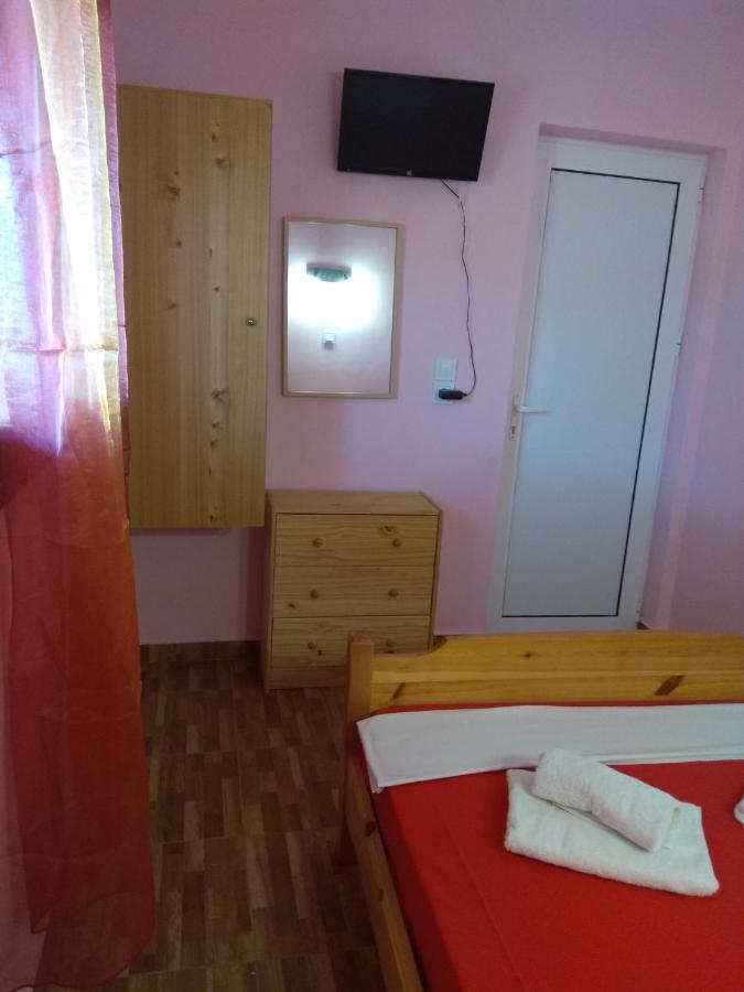 Farma Giannis Daire Sarti Dış mekan fotoğraf